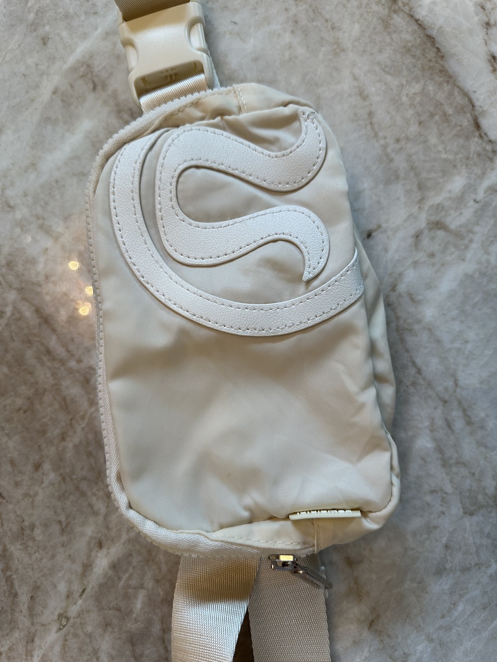 Lululemon Everywhere Belt Bag (EBB)